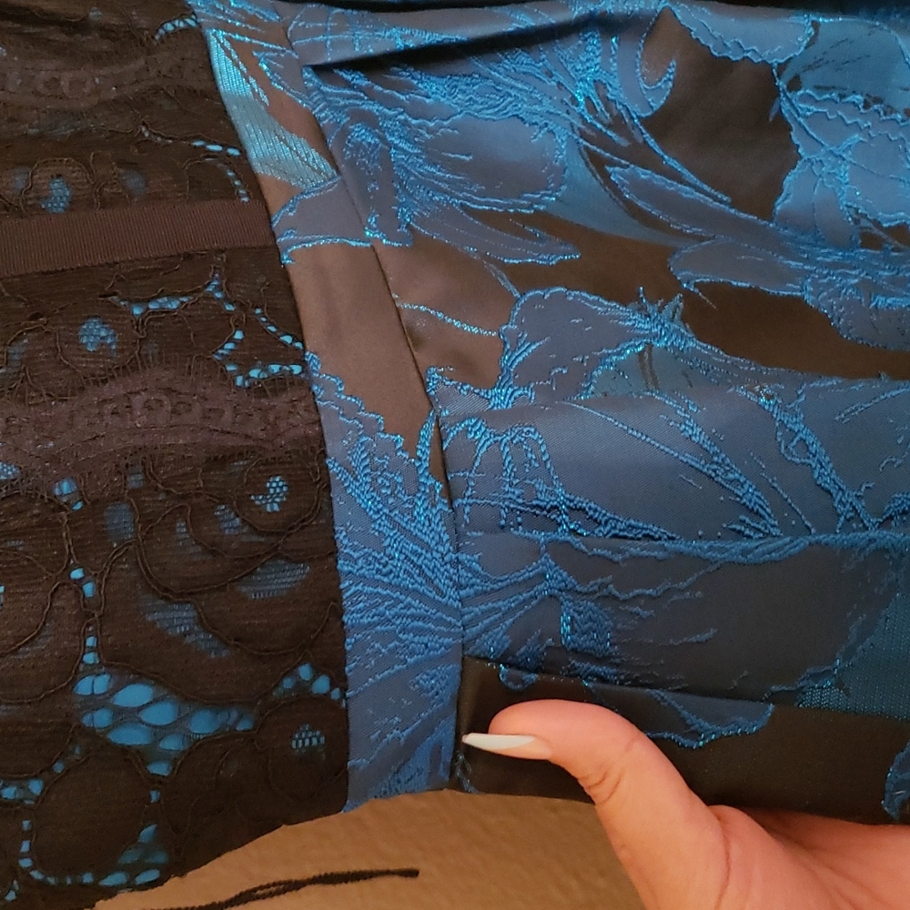 Dress - Picture 4 of 5